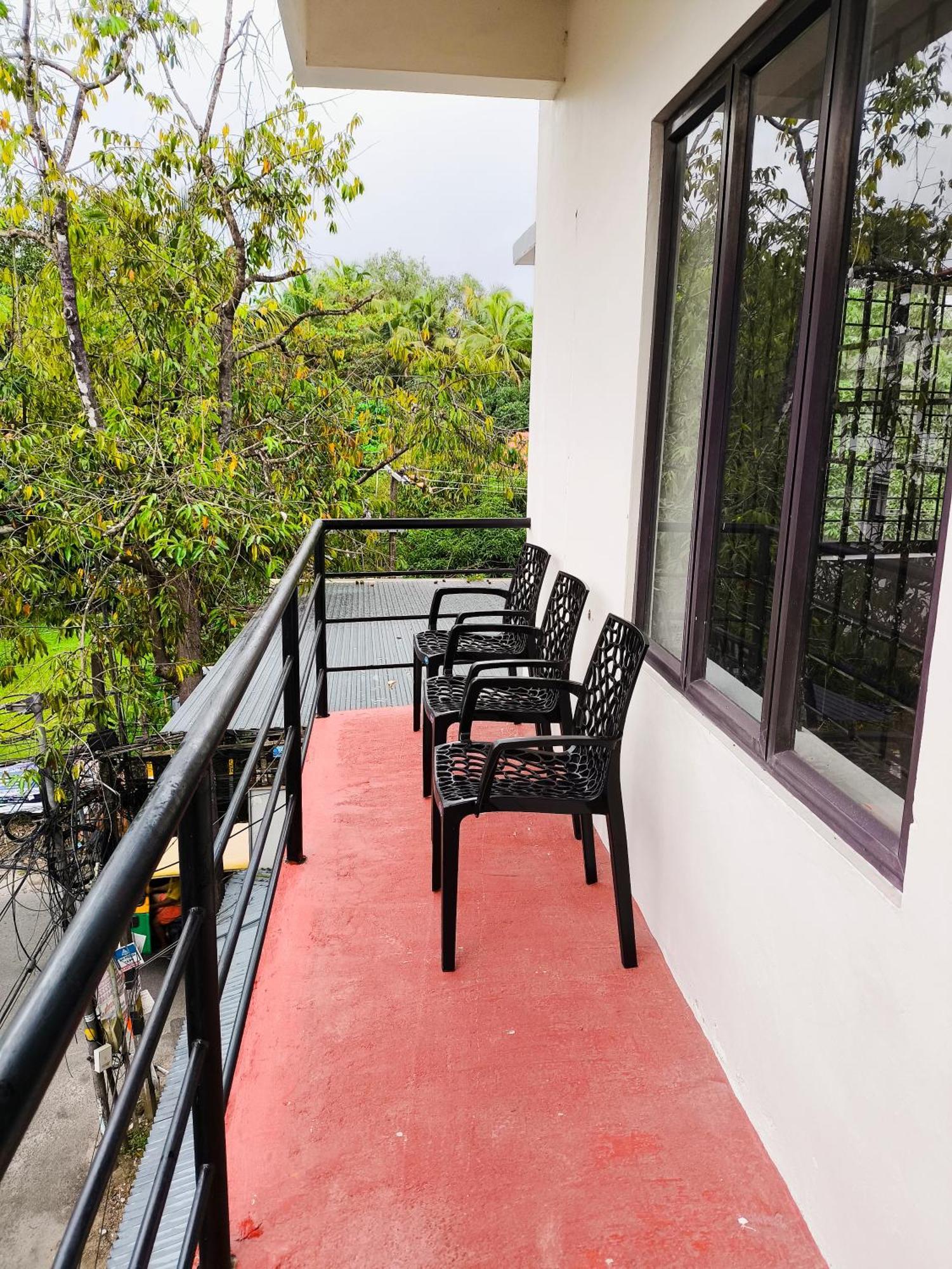 Hostel Stayzo Kochi Esterno foto