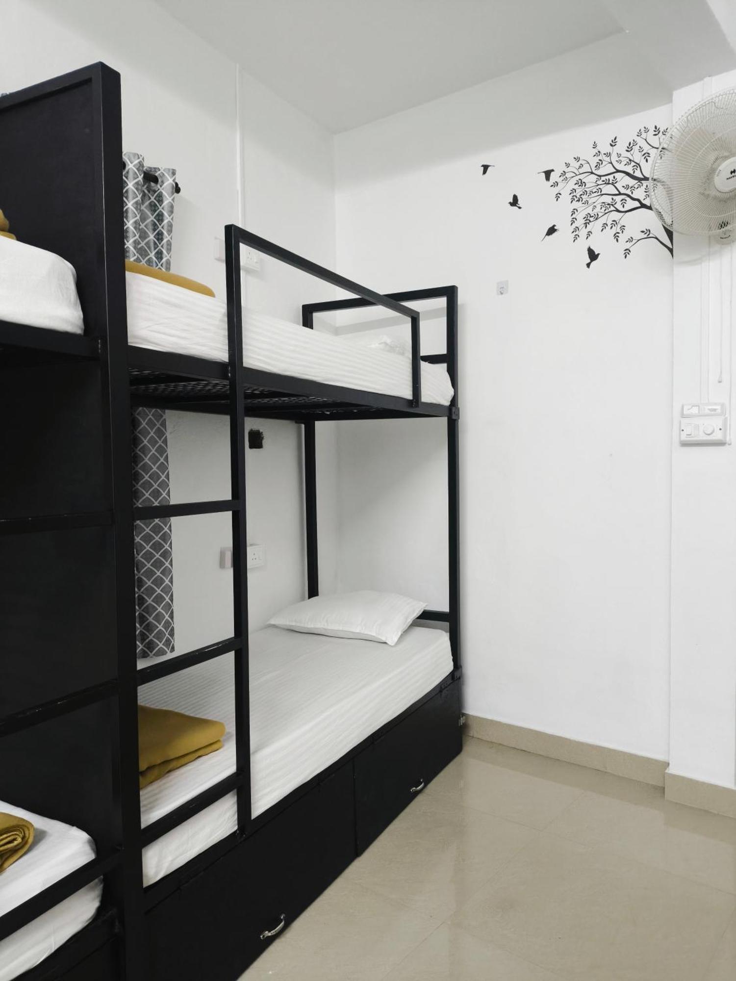 Hostel Stayzo Kochi Esterno foto